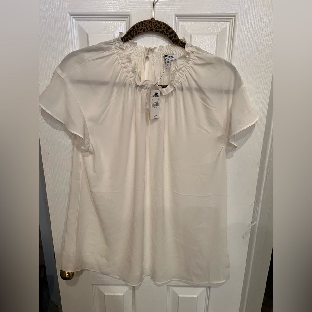 Express white top NWT